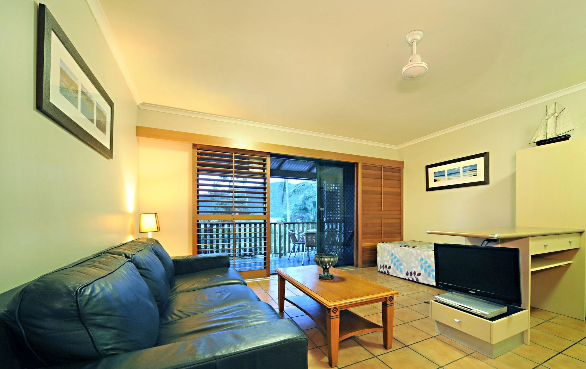 At Boathaven Bay Holiday Apartments Airlie Beach Exterior photo