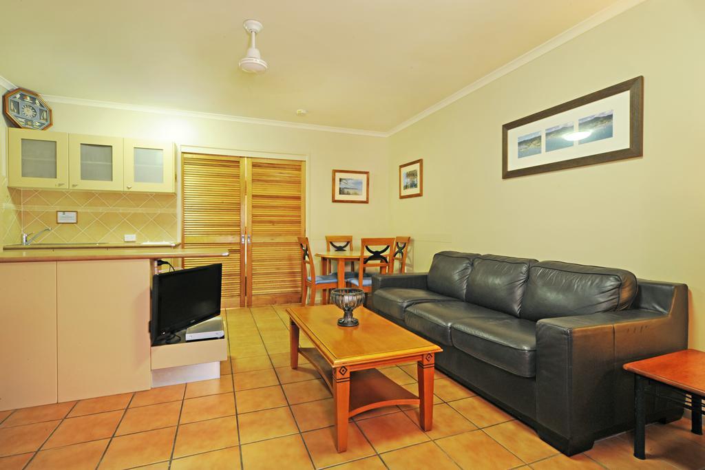 At Boathaven Bay Holiday Apartments Airlie Beach Exterior photo