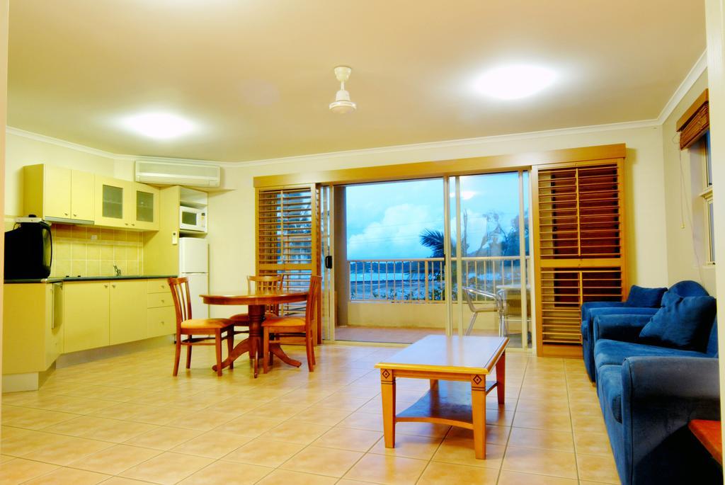 At Boathaven Bay Holiday Apartments Airlie Beach Exterior photo